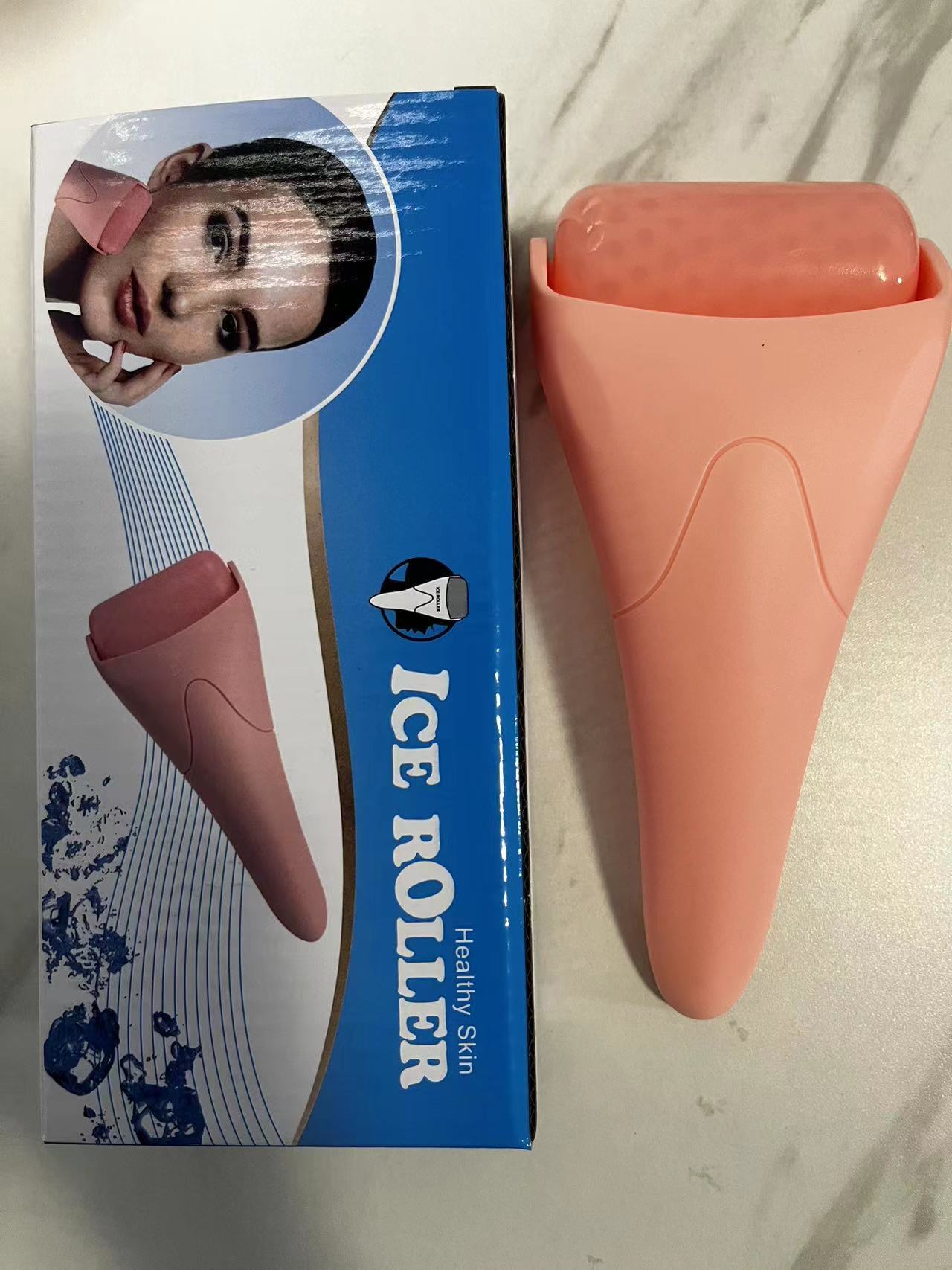 Rodillo de Hielo para Masaje Facial con Esferas Frías