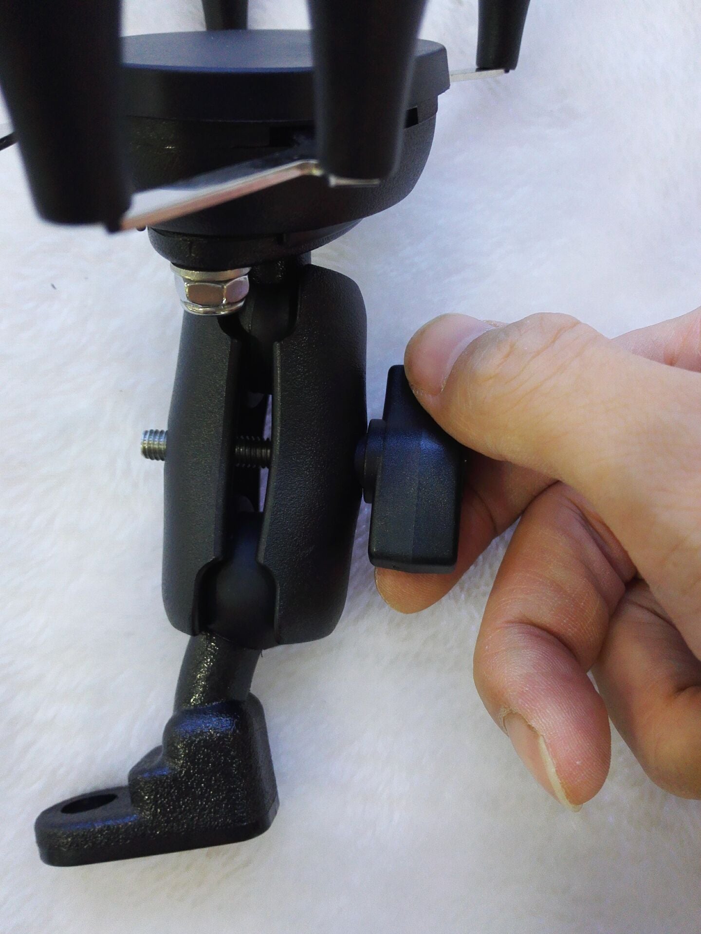Soporte Universal Antirrobo para Teléfonos para Motos y Bicicletas